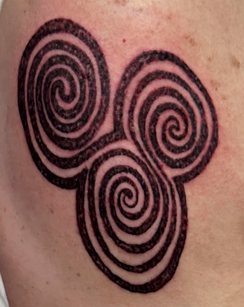 Newgrange Tri-Sprial Tatoo